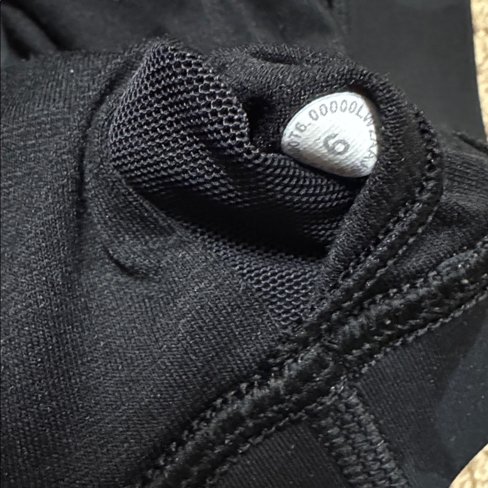 Lululemon Energy Bra Incognito Camo Multi Grey Size 6 - Picture 5 of 5